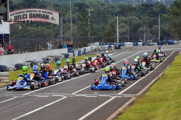 Cascavel realiza a penúltima etapa do Metropolitano de Kart