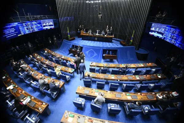Foto relacionada a notícia: Quem são os dez candidatos disputam vaga ao Senado pelo Paraná