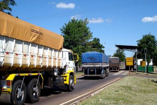 Projeto prevê repasse mínimo de 80% do valor do frete a caminhoneiros autônomos