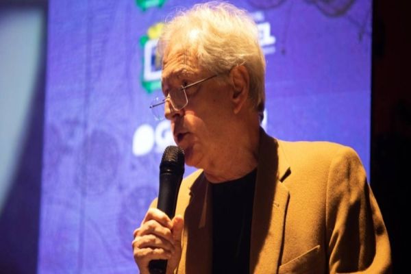 Augusto Nunes no Conexão: “Sou um otimista, o Brasil sobrevive a tudo”