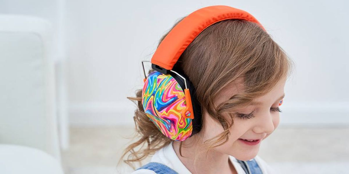 Policial Madril pede que Saúde forneça protetor auditivo para crianças autistas