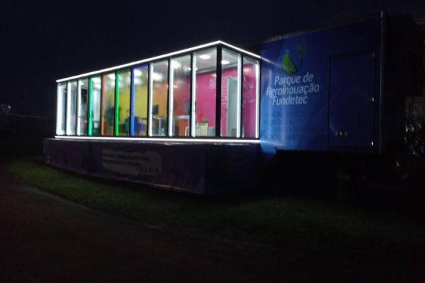 Carreta Tecnológica leva cursos para a região Oeste de Cascavel