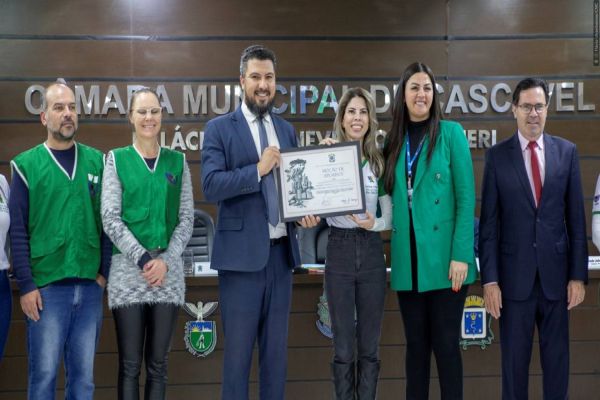 Comissão de Doação de Órgãos do HU é homenageada por acolhimento de famílias