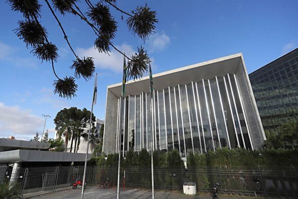 Quem são os deputados estaduais eleitos no Paraná