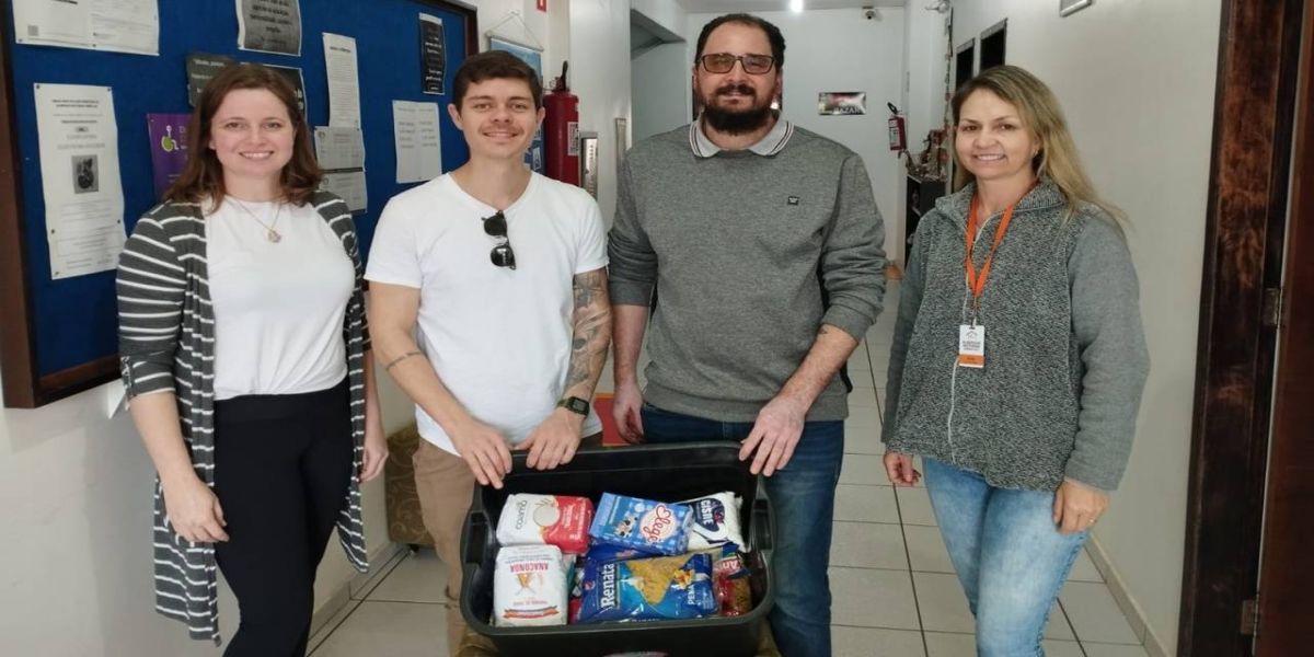 Núcleo de Nutrição da Acic doa alimentos ao Albergue André Luiz