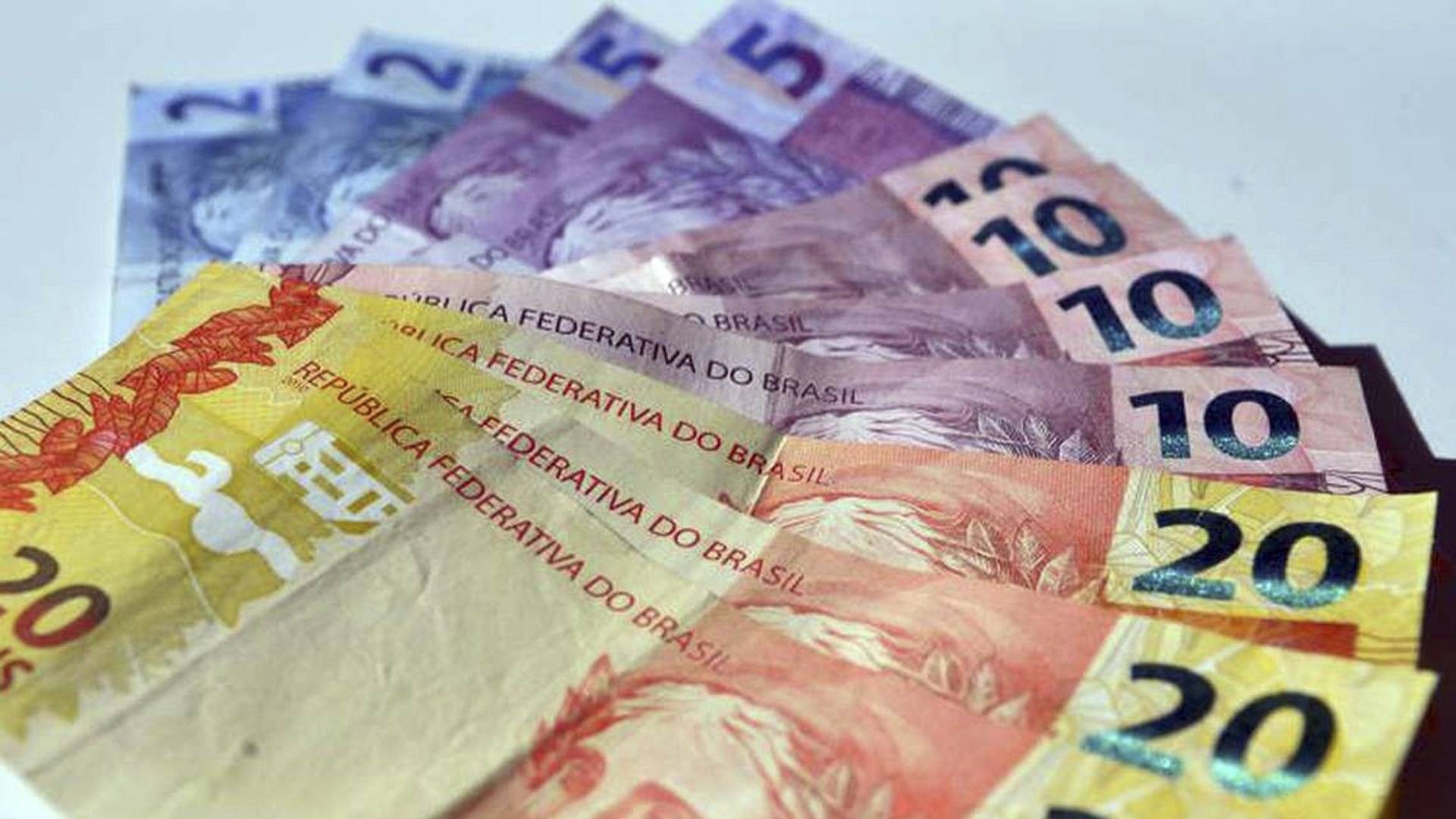 Pastor evangélico engana fiéis e desaparece com R$ 4 milhões no interior do Paraná