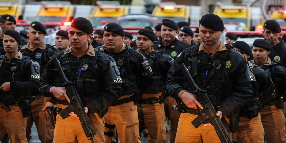 Ratinho Junior anuncia promoções e progressões de oficiais e praças da Polícia Militar