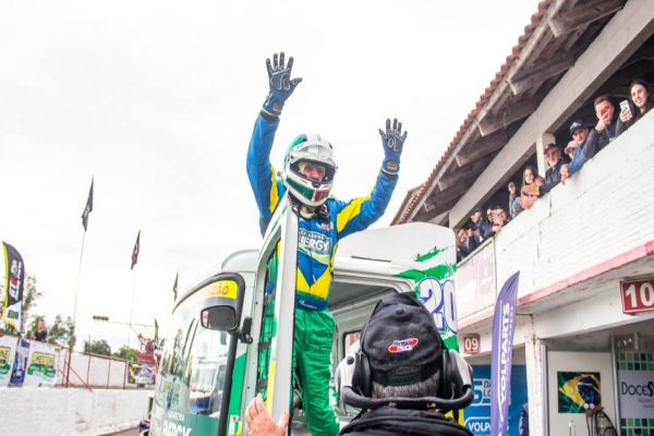Pedro Muffato conquista a 3ª vitória na Fórmula Truck em Guaporé