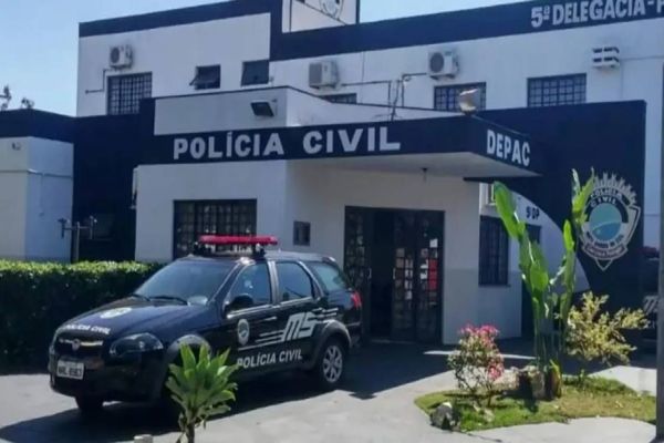 Pai é morto a tiros na frente da filha de 13 anos após de discutir com o padrasto da menina