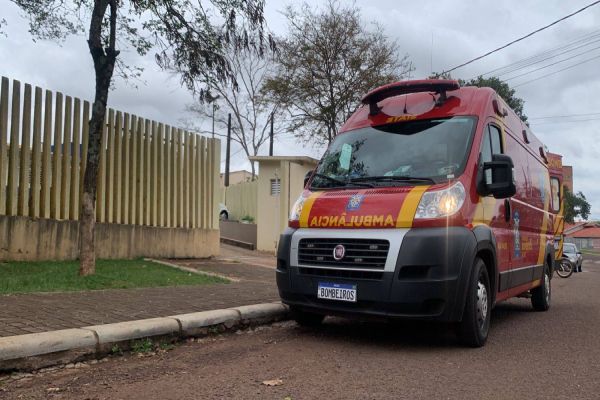 Imagem referente a notícia: Mulher de 43 anos sofre luxação em tornozelo após queda no Bairro Morumbi