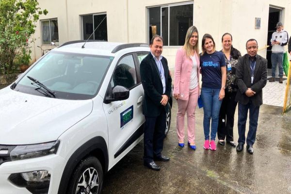 Lar Perseverança recebe veículo zero Km, viabilizados pelo Deputado Marcio Pacheco