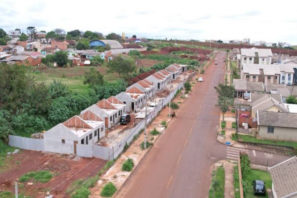 Unidades habitacionais construídas pela Cohavel avançam e estão com 33% das obras prontas