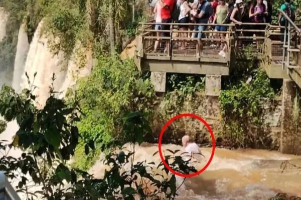 Turista canadense morre após cair nas Cataratas do Iguaçu; Corpo foi localizado