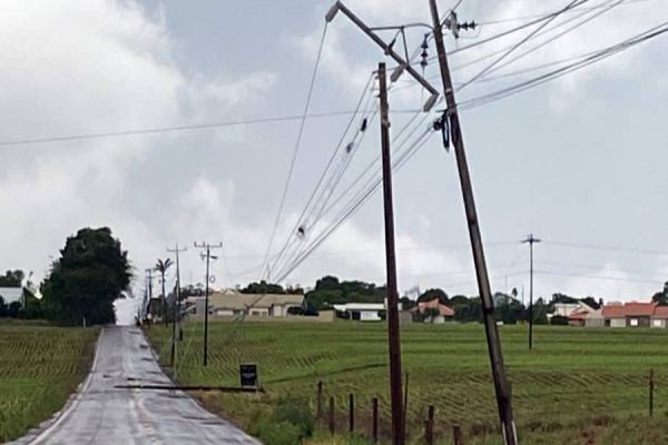 Temporal deixa cerca de 90 mil unidades consumidoras sem energia no Centro-Sul e Oeste