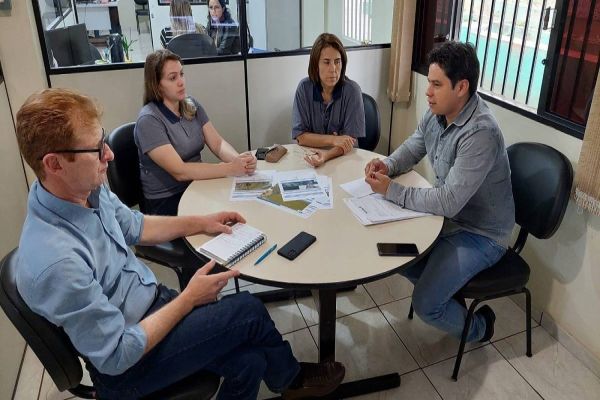Cascavel oferece plano de trabalho para compensação florestal da segunda ponte entre Brasil-Paraguai