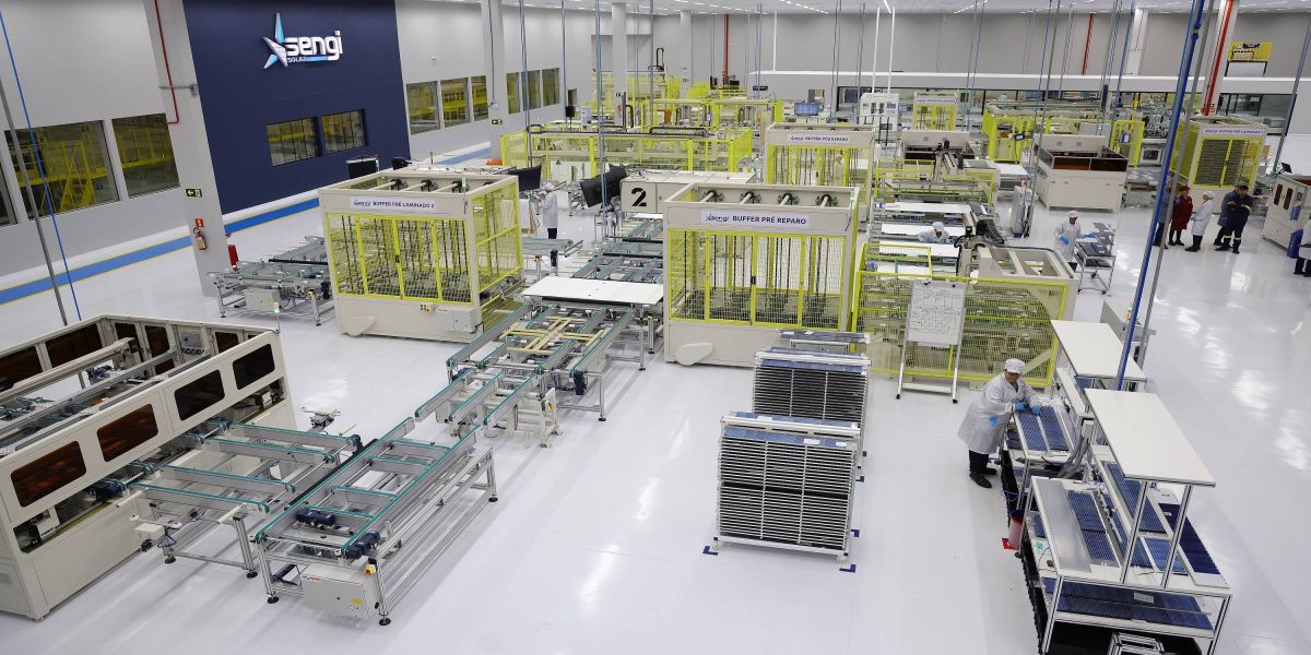 Cascavel ganha a maior fábrica de painéis fotovoltaicos do Brasil