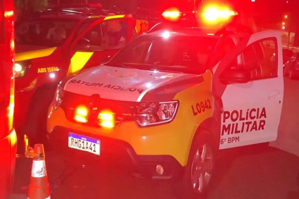 Jovem de 22 anos é esfaqueado na Rua Tito Muffato no Bairro Santa Cruz