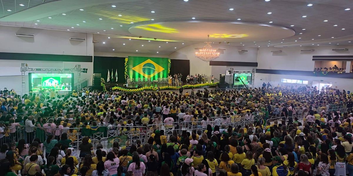 Primeira-dama, Michelle Bolsonaro e Damares Alves visitam Cascavel