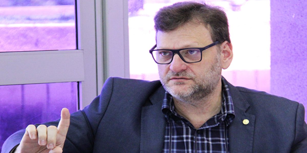 Projeto concede a condutor com visão monocular desconto de 50% na taxa de renovação da CNH