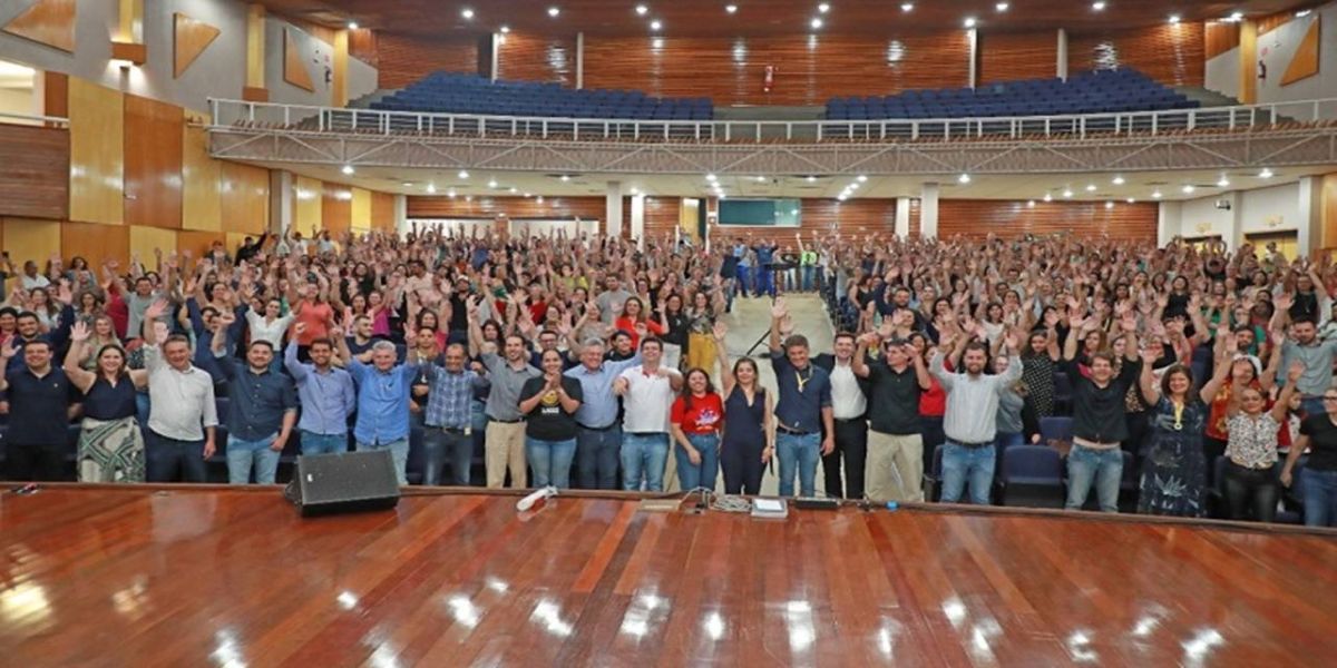 Prefeito Paranhos reconhece legado dos servidores para desenvolvimento de Cascavel