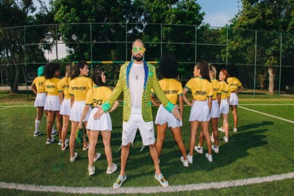 1ª música nacional da Copa do Mundo 2023 é de Latino; veja vídeo