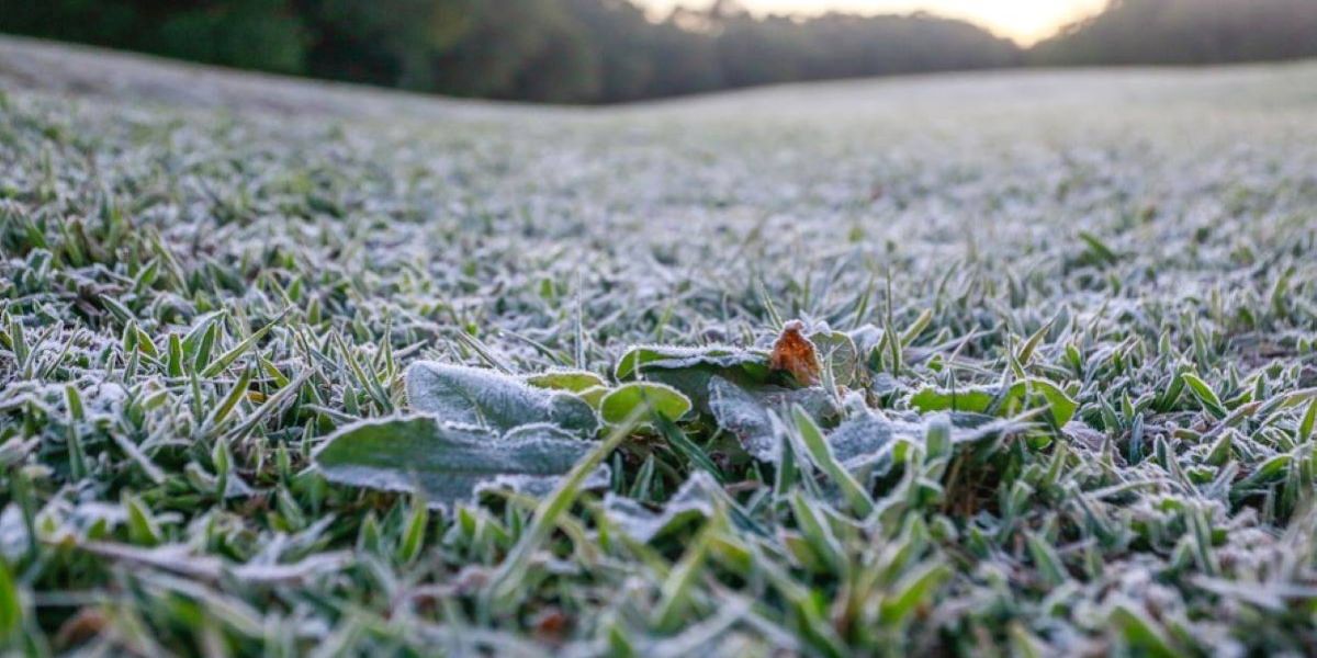 Forte frente fria avança sobre a Região Sul do Brasil
