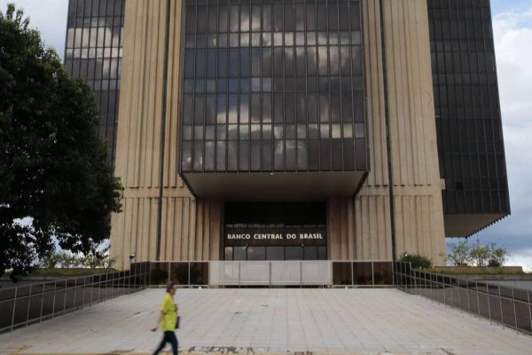 Aumento de gastos públicos pode elevar expectativa de inflação