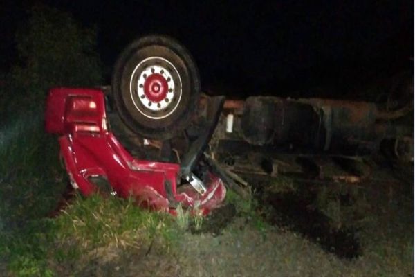 Homem de 31 anos morre após capotamento na PR-170