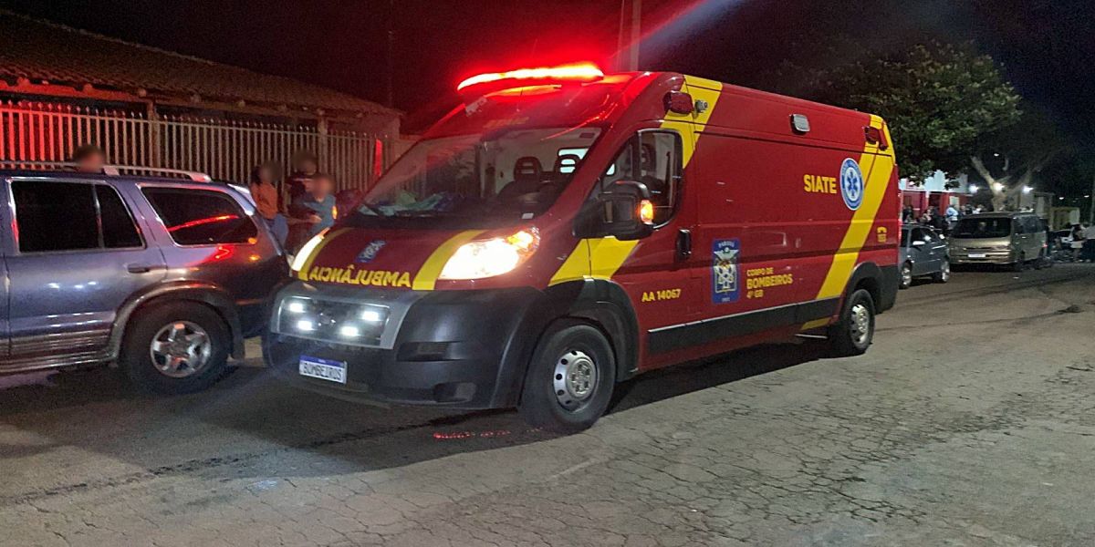 Menino de 9 anos é atropelado por moto na Rua Maracaí no Jardim Colonial