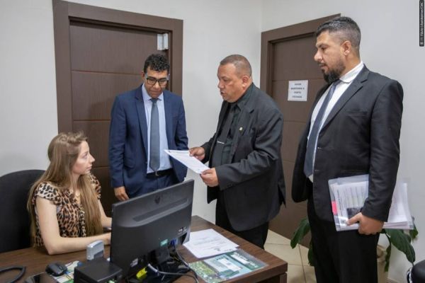 Vereadores pedem alteração dos dias e horários das sessões