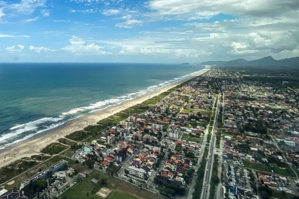 De olho no verão: PCPR e Procon alertam sobre golpe do falso aluguel na praia