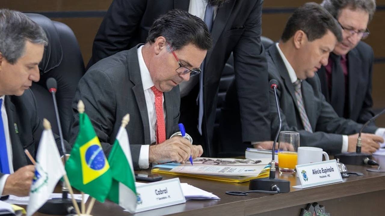 Aprovada em 1ª votação a Lei de Diretrizes Orçamentárias para 2023