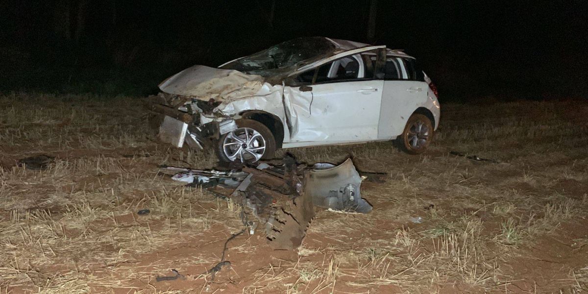 Homem fica encarcerado após capotar veículo na BR-277, em Santa Tereza do Oeste