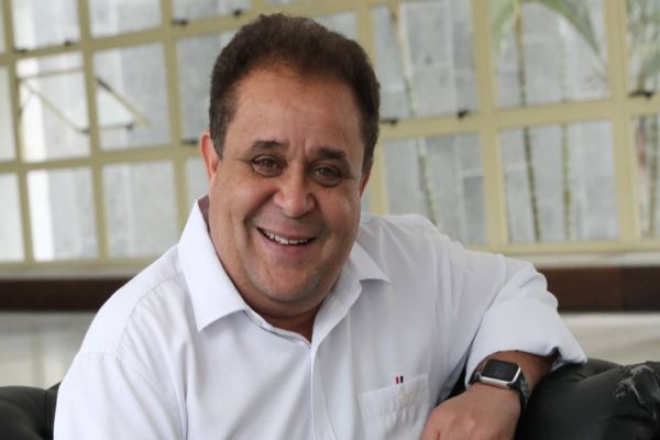 Ajudar o próximo e fazer o bem serão as principais bandeiras do deputado Batatinha