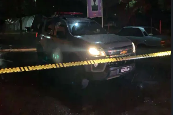 Foto relacionada a notícia: Homem é baleado após reagir abordagem policial em Santa Tereza do Oeste