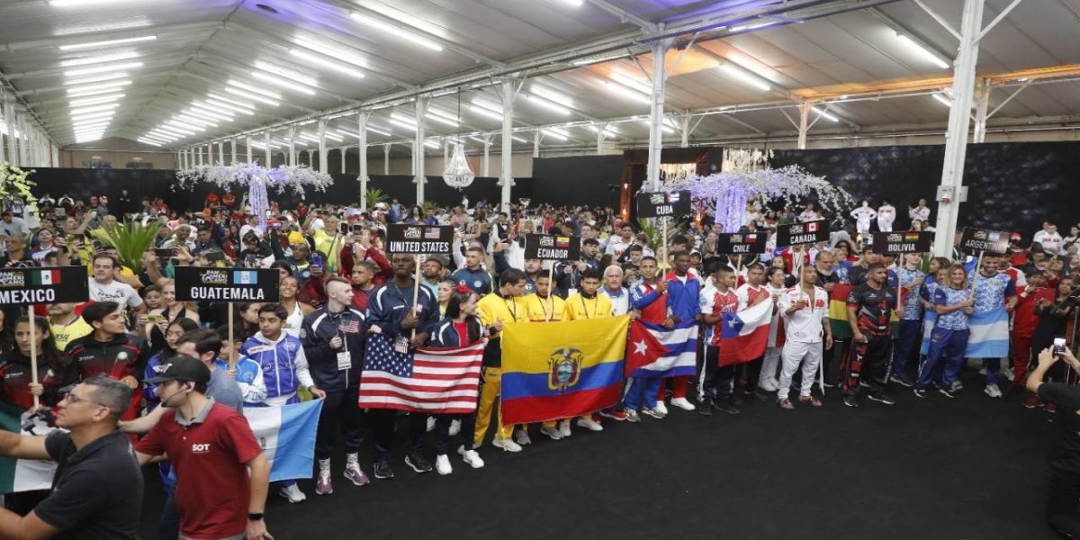 Cascavel tem 25 atletas participando do Pan-Americano de Kickboxing