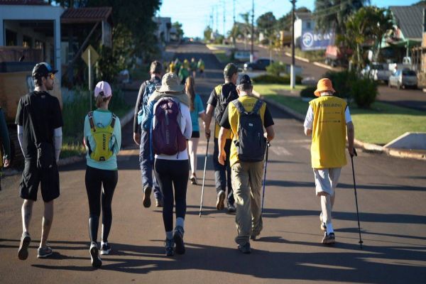 Caminho Terra do Sol: Peregrinos comemoram missão cumprida