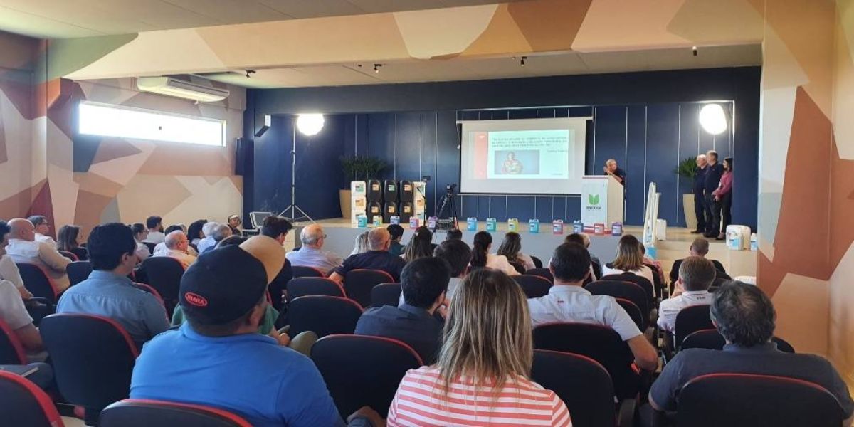 Coopavel faz primeira reunião geral de coordenadores de área do Show Rural