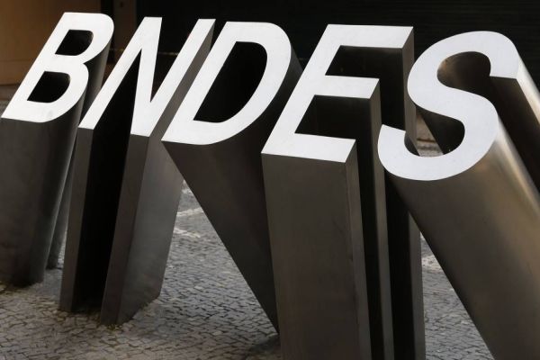 BNDES apoia capacitação de empreendedores de baixa renda