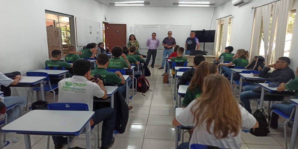 Vereadores de Cascavel acompanham demandas do Colégio Agrícola