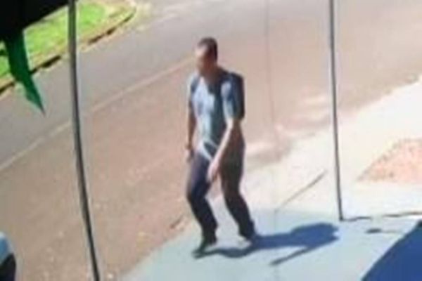 Imagem referente a notícia: Residência é furtada e meliante leva TV e notebook no Bairro Morumbi