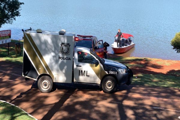 Imagem referente a notícia: Bombeiros localizam corpo de homem que morreu afogado no Lago de Cascavel