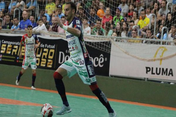 Cascavel Futsal recebe Dois Vizinhos buscando mais uma final de Paranaense