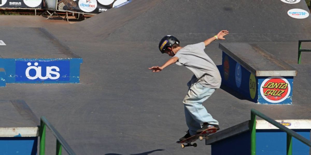 Campeonato Brasileiro de Skate reúne 300 atletas em Cascavel