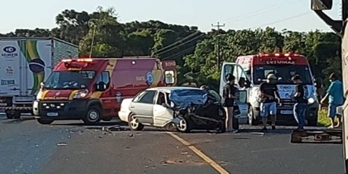 Caminhão de Cascavel se envolve em grave colisão frontal na PR-280 no sudoeste do Paraná
