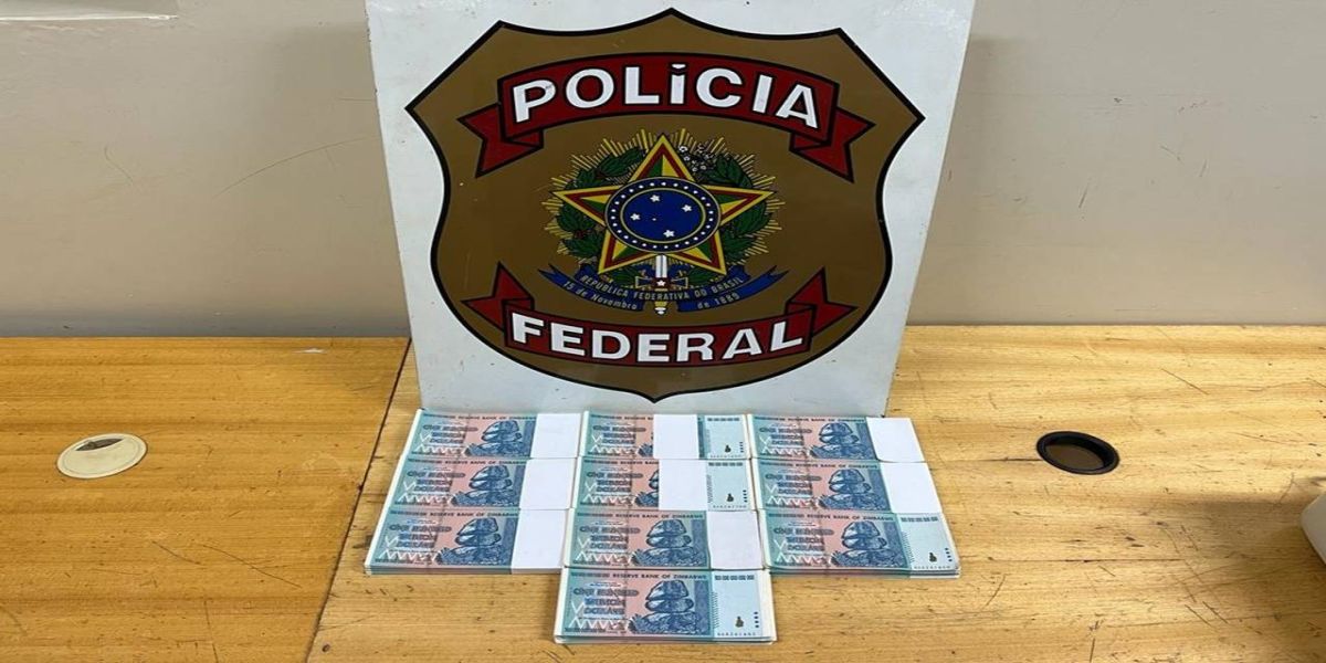 Homem é preso pela PF com 999 cédulas de dólares do Zimbábue;  Destino do detido seria Cascavel