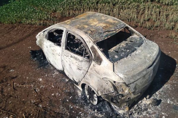 Carro de homem sequestrado na BR-369 em Ubiratã é localizado incendiado