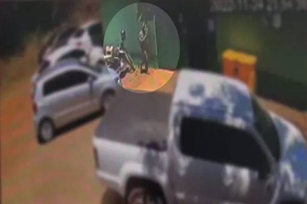 Vídeo mostra momento em que atirador que matou prefeito chega à Prefeitura de Lajeado do Bugre