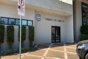 Homem é preso em flagrante após descumprir medida protetiva e enviar mensagens à vítima