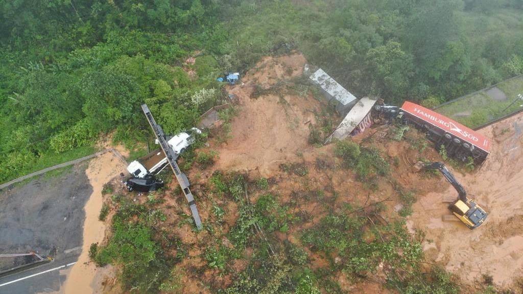 Paraná cria força-tarefa para atender vítimas do deslizamento na BR-376